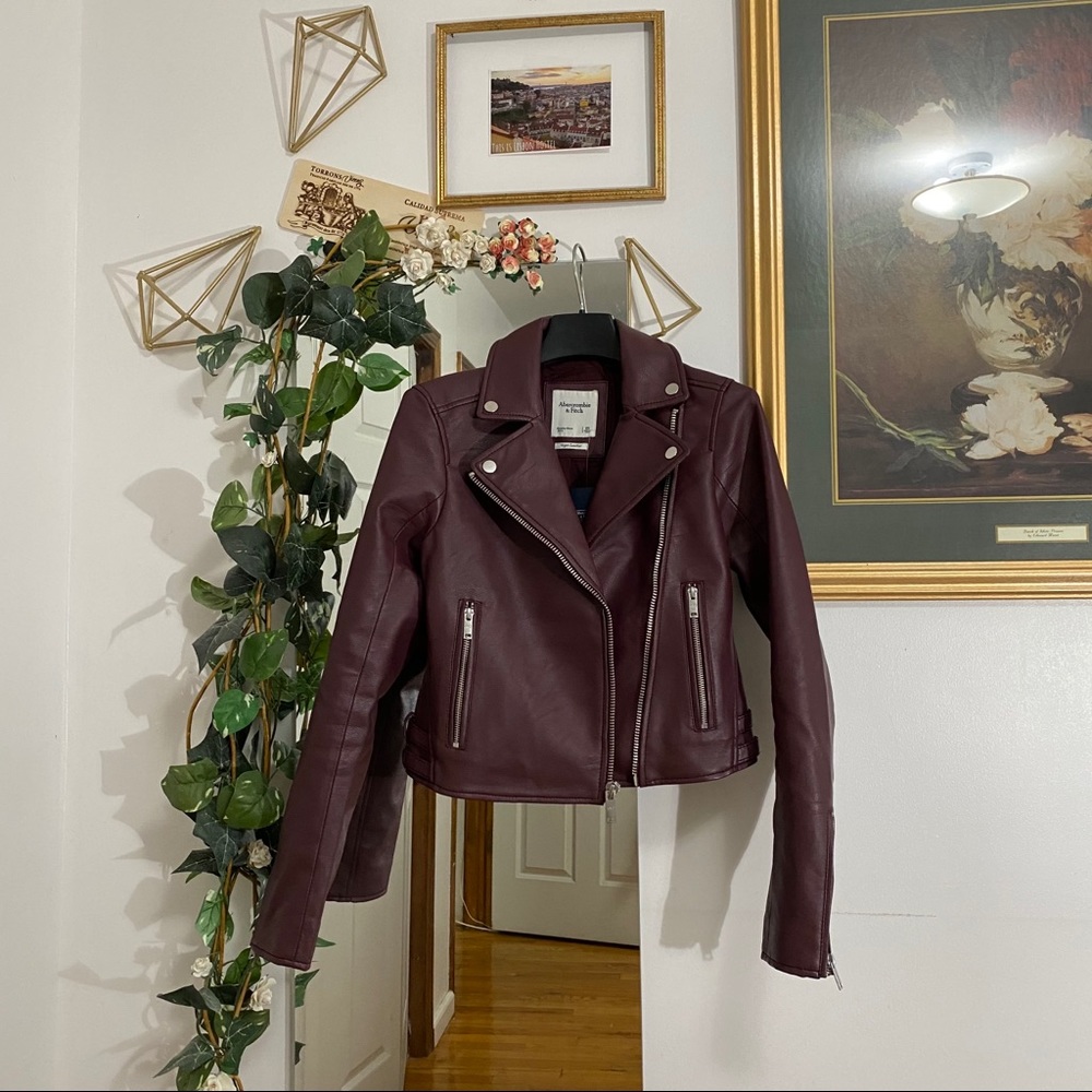 NEW Abercrombie (A&F) Leather Moto Jacket - Picture 9 of 15